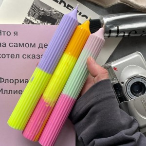 Свеча "Столбик" цветная