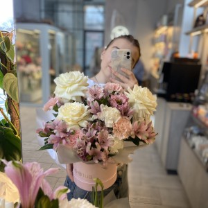 Композиция Роза/Альстромерия