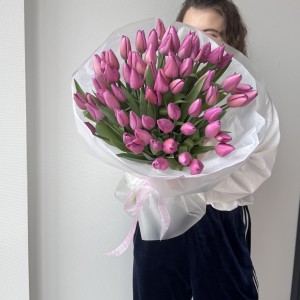 Букет с Георгинами, Каллами и Ароматной Розой 
