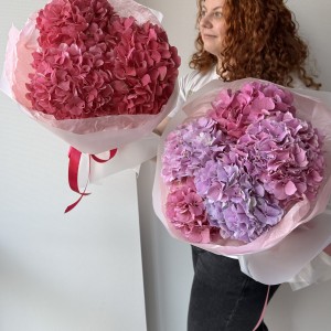  Монобукет с гортензиями