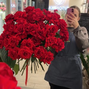  Букет из 35 французских красных роз  
