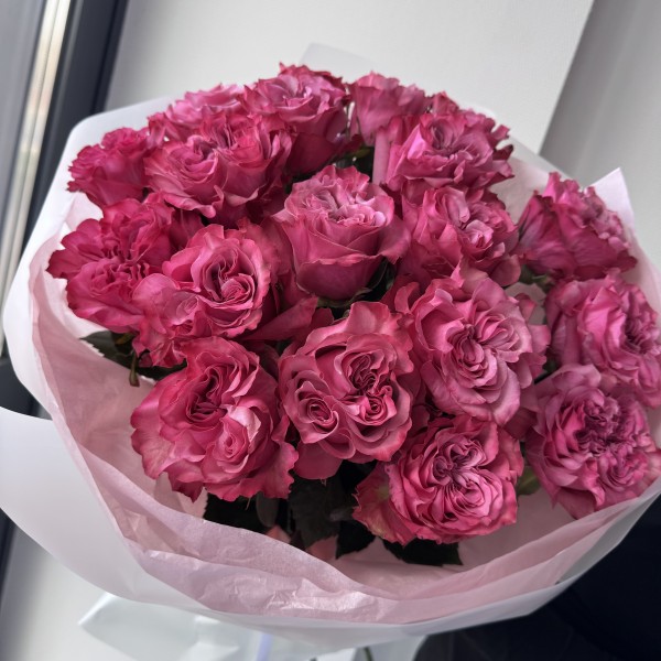                                                                                                               Букет из пионовидных роз "Кантри Блюз" (19шт)