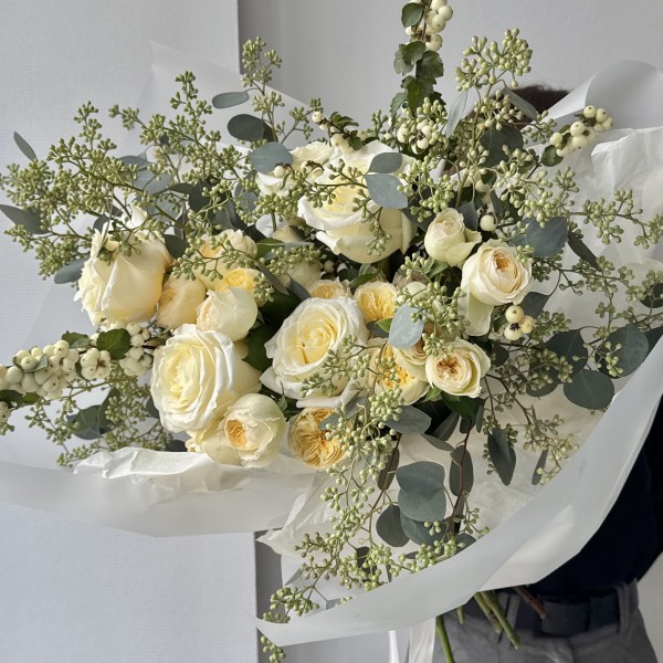                                                                                                                                                                                                                              ВАУ-букет с пионовидными розами 