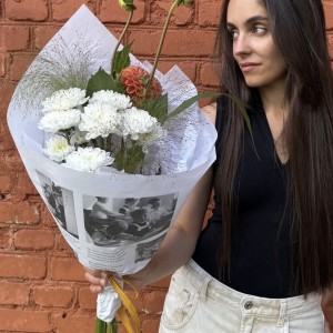 Букет на 1 сентября с георгиной #1