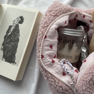 Косметичка плюшевая «Розовая»