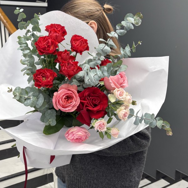                                                             Букет красный